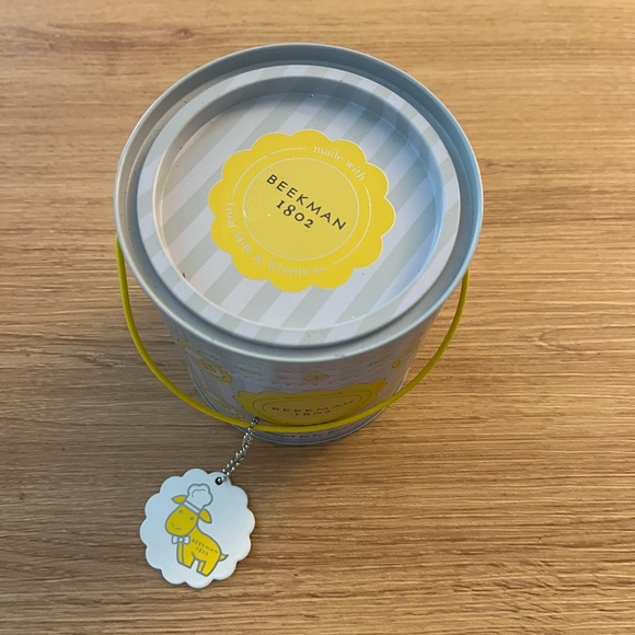 Beekman 1802 Collectible Goat Can Tin Holiday Pail Sweet To Be Kind - Picture 2 of 4